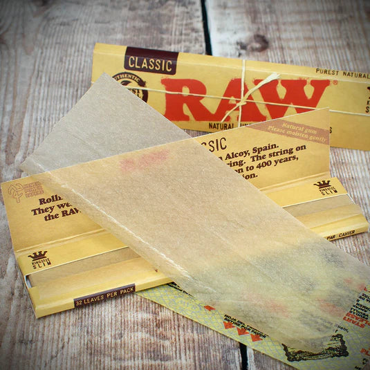 RAW • Rolling papers • Kingsize